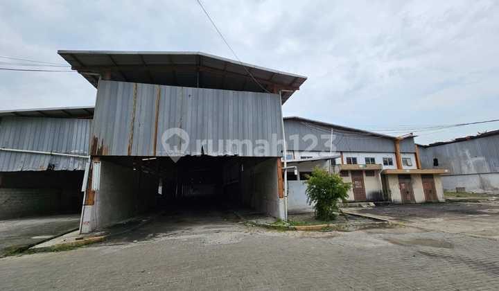 Gudang Bekas Pabrik Dijual Lokasi 1.5 Km Pintu Tol Balaraja Barat 