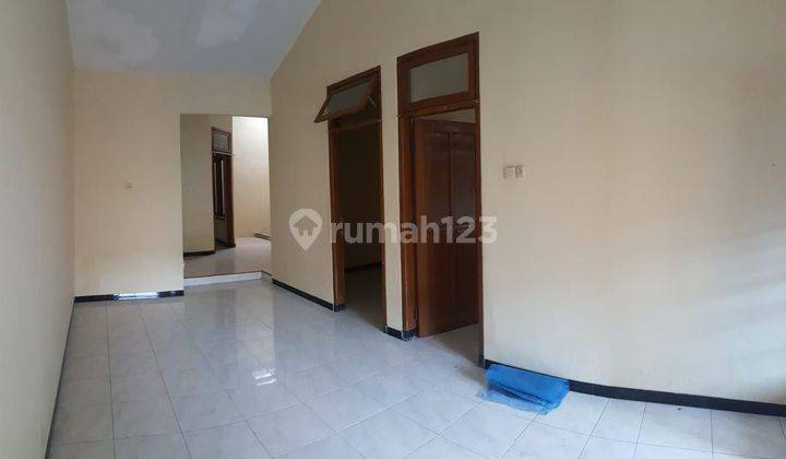 Dijual Rumah Deltasari Indah 1,5 Lantai Waru Sda 2