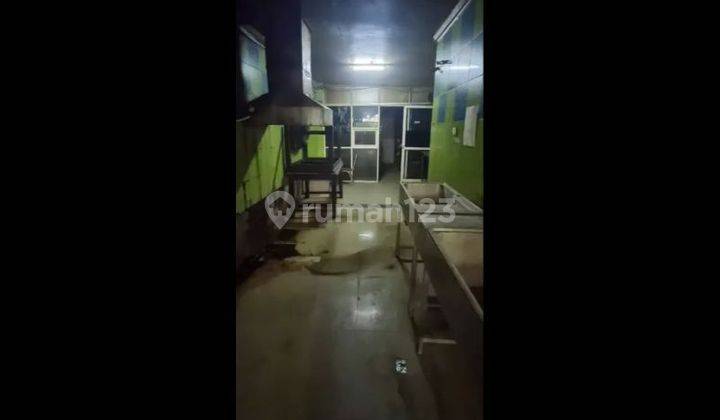 Dijual rumah delta sari indah paling depan dekat lapangan tenis dan ruko. Dekat jalan utama bungurasih