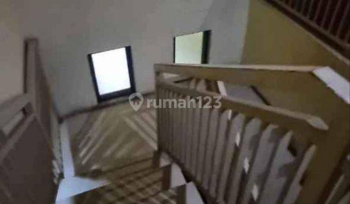Rumah 2 lantai area deltasari dekat ruko
