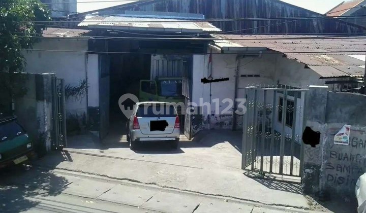 Gudang 1 Lantai Hitung Tanah di Jl. BANYUURIP 1