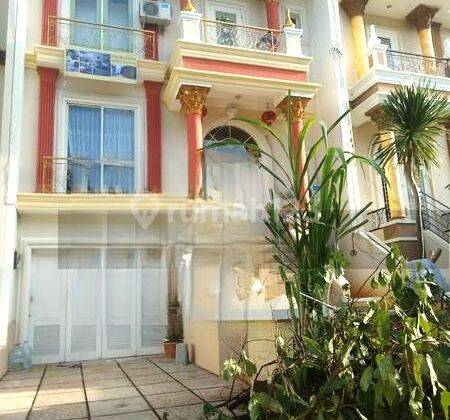 Rumah Indah 3 Lantai 7x20 4+1 di Venice Pik Pantai Indah Kapuk