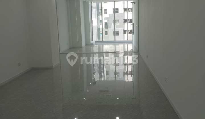 For Rent Cheapest Ready-to-Use Office Space at Landmark Pluit, North Jakarta For Rent Cheapest Ready-to-Use Office Space at Landmark Pluit, North Jakarta