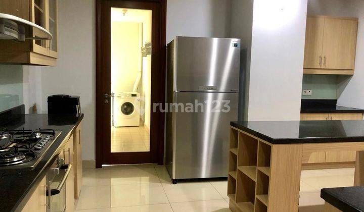 For Sale Apartement At Pakubuwono Residences 3+1 BR 2