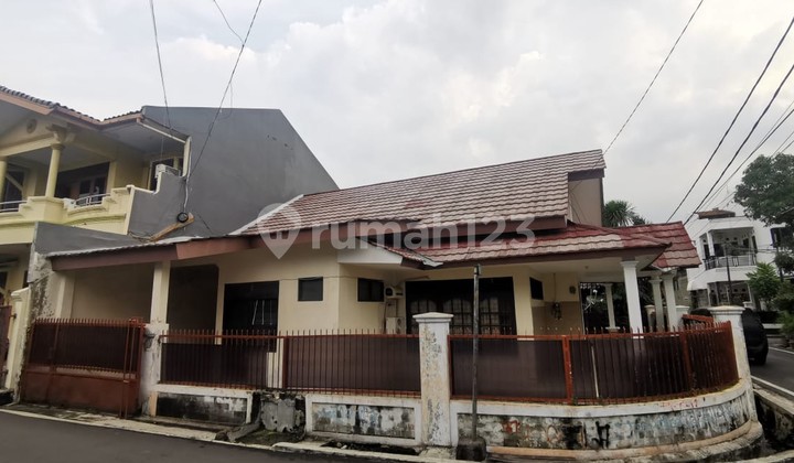 Rumah Hook Strategis Angsana Bungur Senen - Harga Murah  2