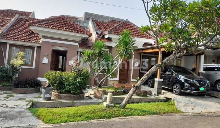 Dijual Cepat Rumah Asri 2 Unit Di Sentul City - Cluster Tampak Siring, beli 1 dapat 2 unit !