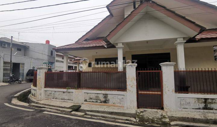 rumah asri terawat jalan angsana bungur senen 1