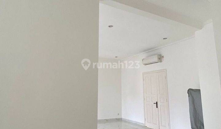 Rumah Klasik Cianjur Menteng dekat Bundaran HI 2