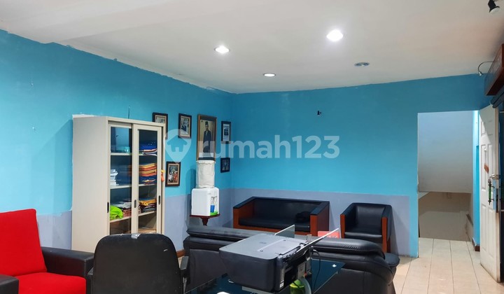 For quick sale: 4-story shophouse in premium location Cikini, Central Jakarta 2