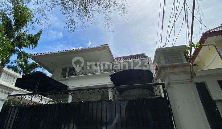 Dijual Rumah Mewah Menteng Dekat MH Thamrin Dijual Rumah Mewah Menteng Dekat MH Thamrin