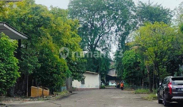 Dijual Tanah dan  Bangunan Gudang/Pabrik Cakung Jakarta Timur  Strategis Hadap Tol