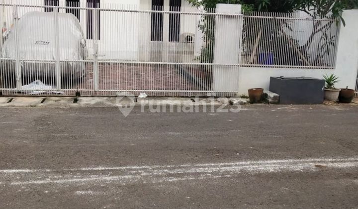 Rumah Renov Setu Cipayung Dekat Tol Bambu Apus Akses 2 Mobil Rumah Renov Setu Cipayung Dekat Tol Bambu Apus Akses 2 Mobil
