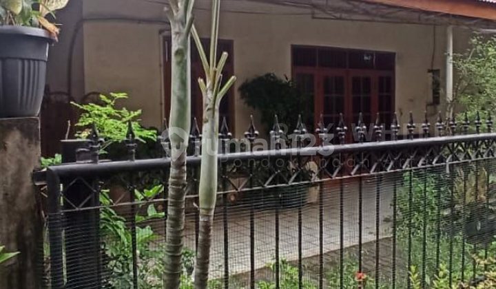 Dijual Rumah Hitung Tanah Salemba Tengah - Jakarta Pusat, Dekat UI & RS St. Carolus Harga di Bawah NJOP - Lokasi Super Strategis di Tengah Kota! Dijual Rumah Hitung Tanah Salemba Tengah - Jakarta Pusat, Dekat UI & RS St. Carolus Harga di Bawah NJOP - Lokasi Super Strategis di Tengah Kota!