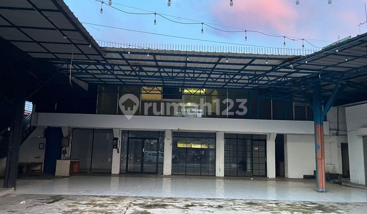 Ruko Besar 3 Lantai Juanda Ciputat Parkir Luas Dekat MRT Lebak Bulus Ruko Besar 3 Lantai Juanda Ciputat Parkir Luas Dekat MRT Lebak Bulus