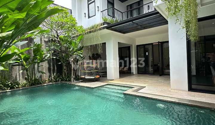 FOR SALE Modern, Elegant and Luxury House in Cipete, South Jakarta