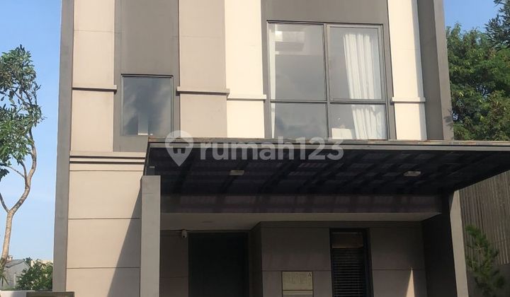 Dijual rumah 3 lantai di Cluster Rivella, Altea Boulevard Cibubur Dekat tol Jatikarya, fasilitas premium, 2