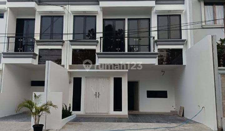 RUMAH MODEREN 2 LANTAI SHM DI CEMPAKA PUTIH BARAT 1