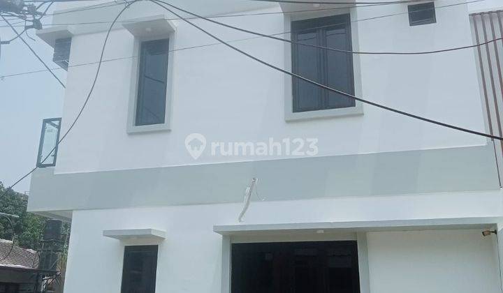 Rumah 2 Lantai Cempaka Putih Timur Lokasi Strategis 1