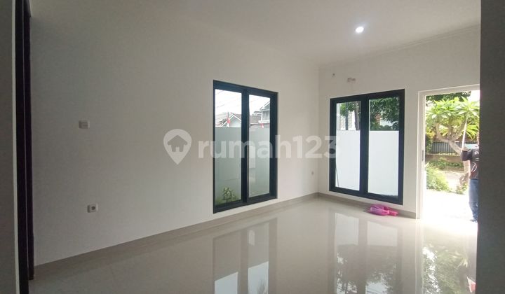 Beautiful House in West Cempaka Putih, Easy Access, Attractive Price