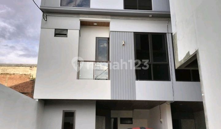 Rumah Mewah 2 Lantai Seria.budi Jakarta Selatan Bagus