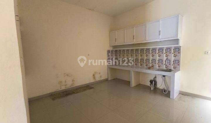 Disewakan rumah cantik di perumahan dosen IKIP jati asih min sewa 2 tahun dekat dengan tol jati bening harga 35juta pertahun 6