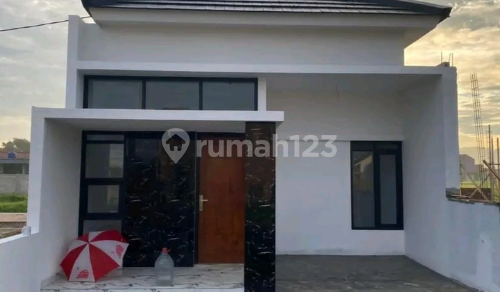 Rumah Baru Harga Terjangkau Lokasi Stategis