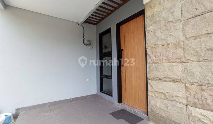 Beli Rumah Baru Bonus Canopy di Daerah Umy 3