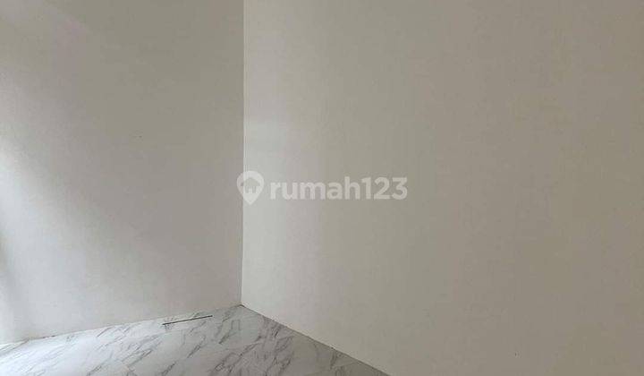 Dijual Rumah Bagus Modern Dekat Mulia Toserba Tamantirto 5