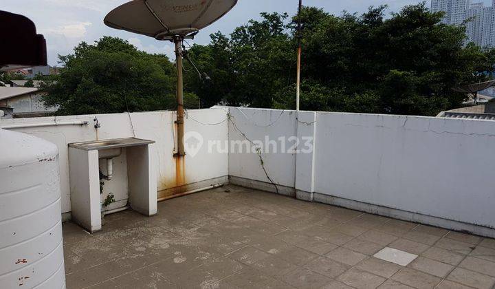 Rumah Latumenten Grogol 10x40 3 Lantai Akses Mobil 2