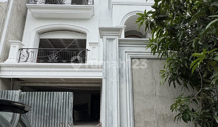 Rumah Permata Buana Brand New 10X18 Full Renov