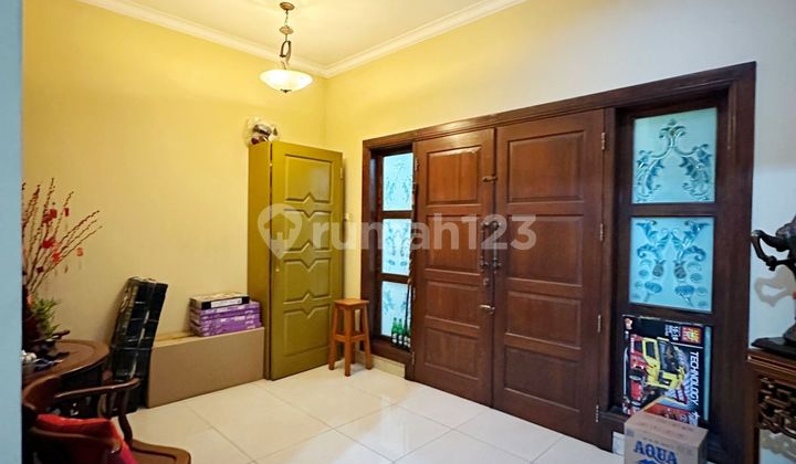 Rumah Pantai Indah Kapuk 10x22 Rapi Cantik Siap Huni