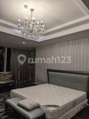 Apartment Regatta Pantai Mutiara 243m2 3+1BR Sea View 2