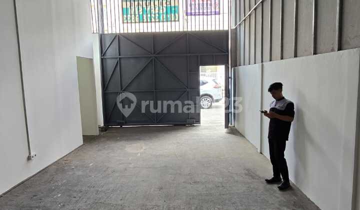 Gudang Elang Laut 9x28 1lantai Plong Siap Pakai Gudang Elang Laut 9x28 1lantai Plong Siap Pakai