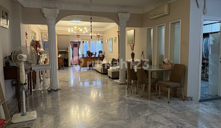 Rumah Muara Karang 8x25 Blok Favorit 2 Lantai