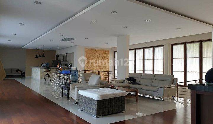 Villa Lux 2 Lantai di Senggigi Lombok Barat 8