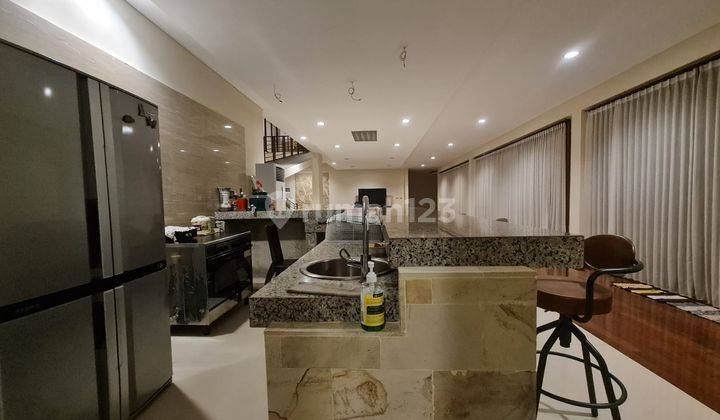 Villa Lux 2 Lantai di Senggigi Lombok Barat 9