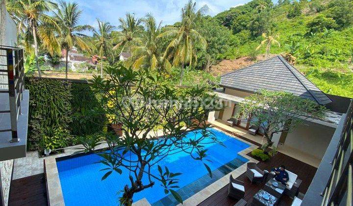 Villa Lux 2 Lantai di Senggigi Lombok Barat 10