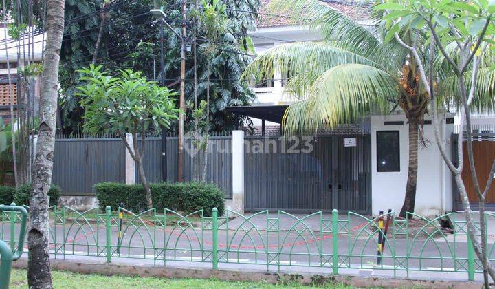 Dijual rumah Jl. Senjaya, Kebayoran Baru, strategis, dekat perkantoran 1