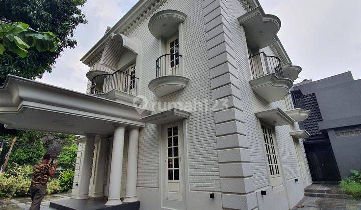 Rumah bagus dekat pondok Indah, hook, 3 lantai 1