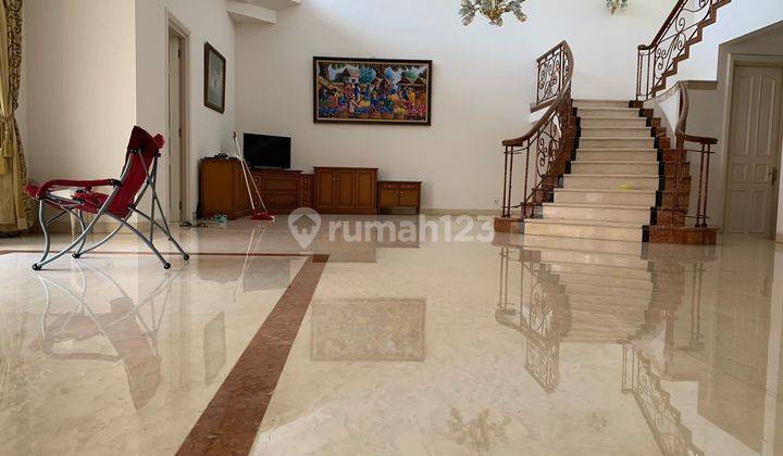 Rumah mewah di prime location  4