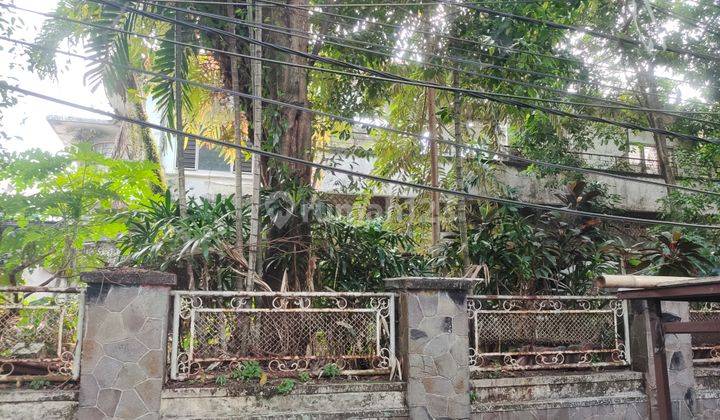 Dijual rumah tua hitung tanah di JL Panglima polim  1