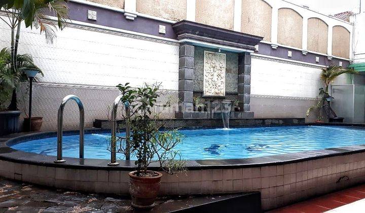 Kolam renang Taman Kedoya Baru Jakarta barat 2 Lantai 1