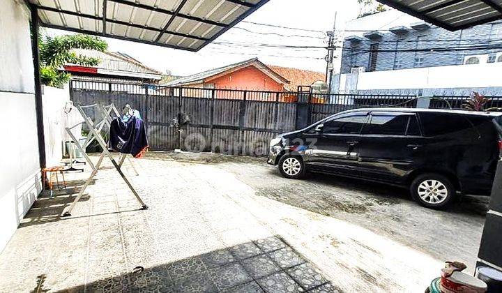 Rumah di Hook Madrasah ujung  1