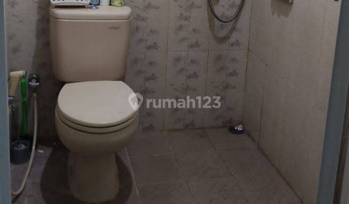 Rumah Unfurnished 1 Lantai di Legenda Wisata Cibubur 8