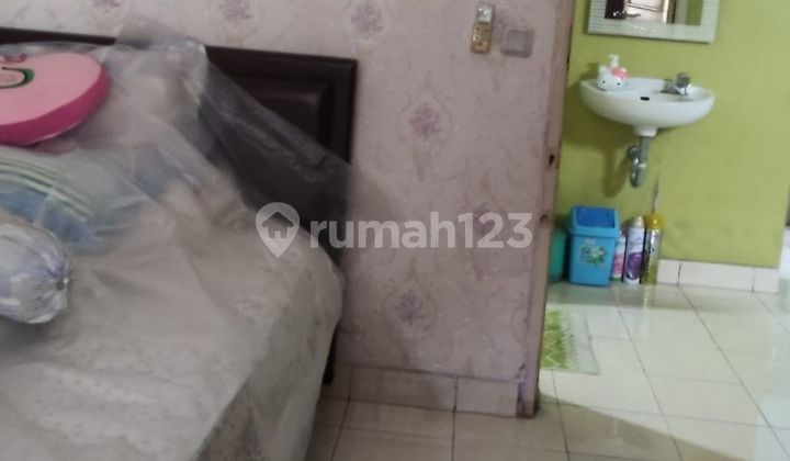Rumah Unfurnished 1 Lantai di Legenda Wisata Cibubur 7
