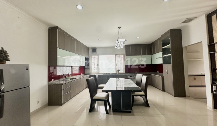 For Sale Fast Ready-to-Occupy Hook House in BSD Foresta Fiore 3 Floors For Sale Fast Ready-to-Occupy Hook House in BSD Foresta Fiore 3 Floors