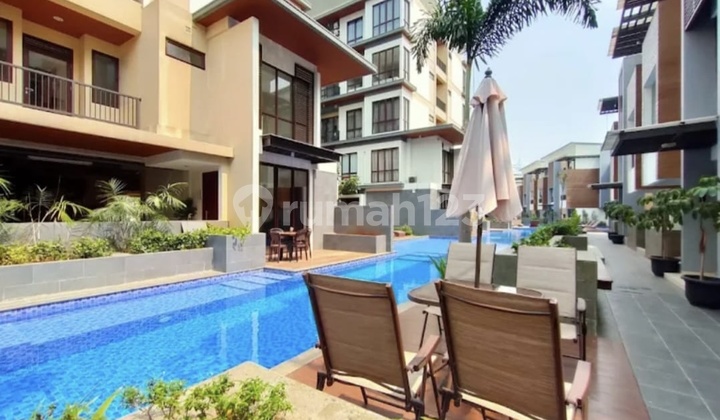 Apartemen Baru View Pool di Vanya Park Bsd Asatti Garden House Apartemen Baru View Pool di Vanya Park Bsd Asatti Garden House