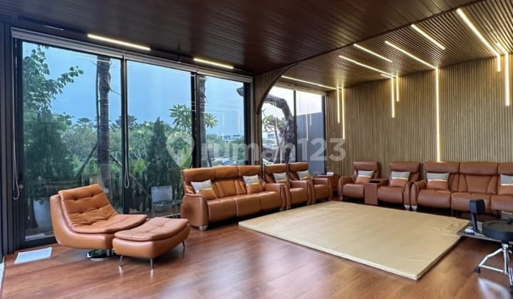 Dijual Cepat Rumah Mewah Cluster Lyndon Full Furnished With Pool Bsd City