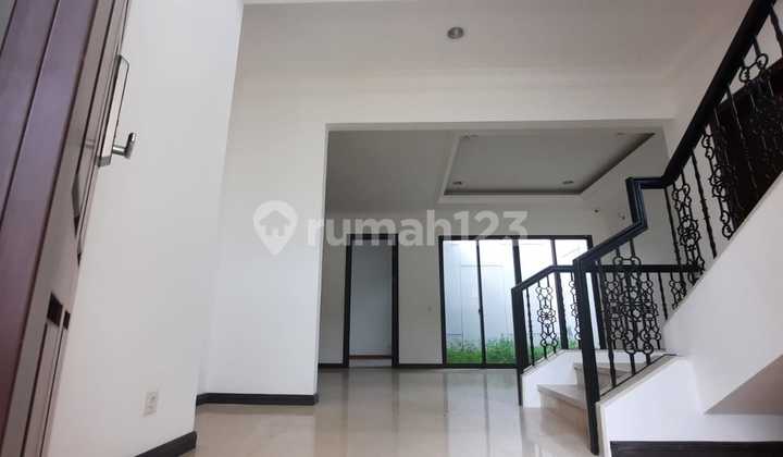 Jual Cepat Rumah Mewah 2 Lantai Cluster Jadeite Bsd City 2