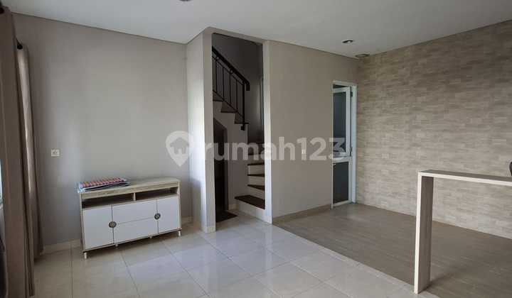 Cheap Sale Renovated Azura Cluster Vanya Park BSD Cheap Sale Renovated Azura Cluster Vanya Park BSD